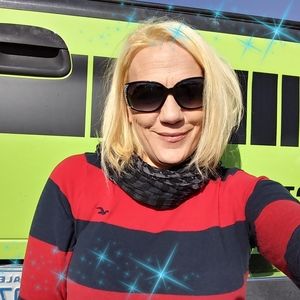 Meet your Posher, Jennifer